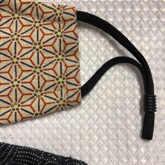 2 Masks: Tan Geometric & Black Micron Dot Elastic Bi-fold & 1 Blue Clip Holder - Picture 2 of 9
